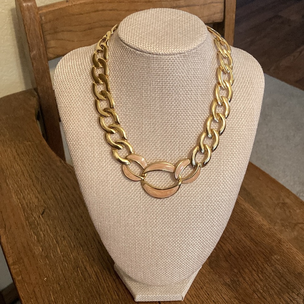 Napier Vintage Necklace Peach/Pink Enamel & Chunky Gold Tone Link - Picture 2 of 7